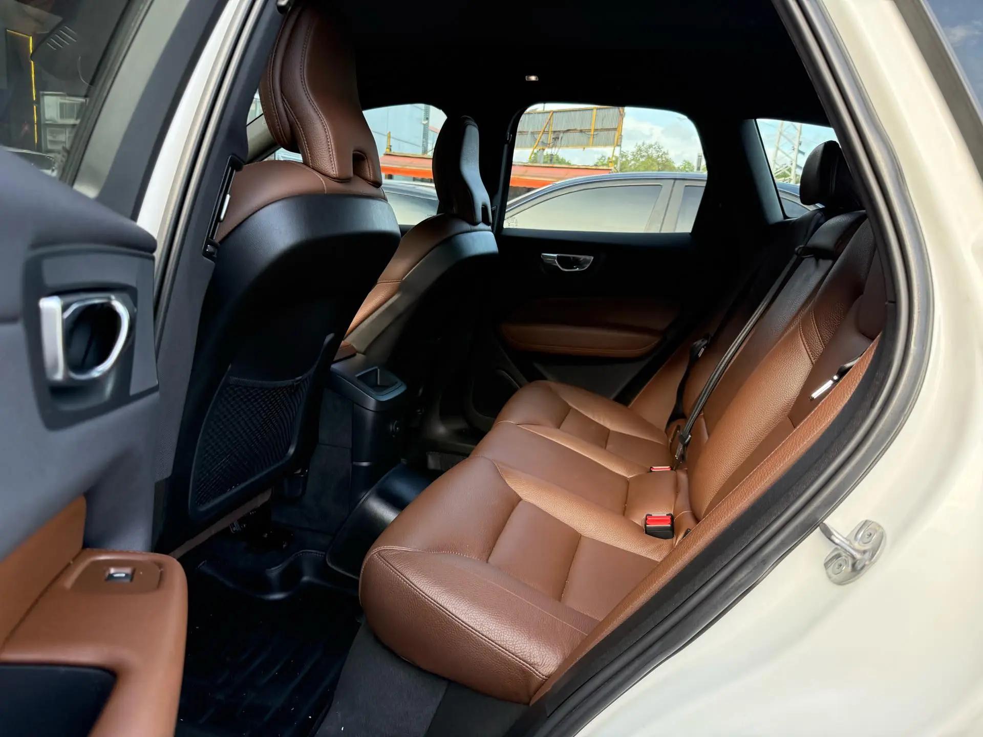 Volvo XC60 New Energy 2023 T8 Plug-in Hybrid Long Endurance Four-wheel Drive Zhiyuan Deluxe Edition 5