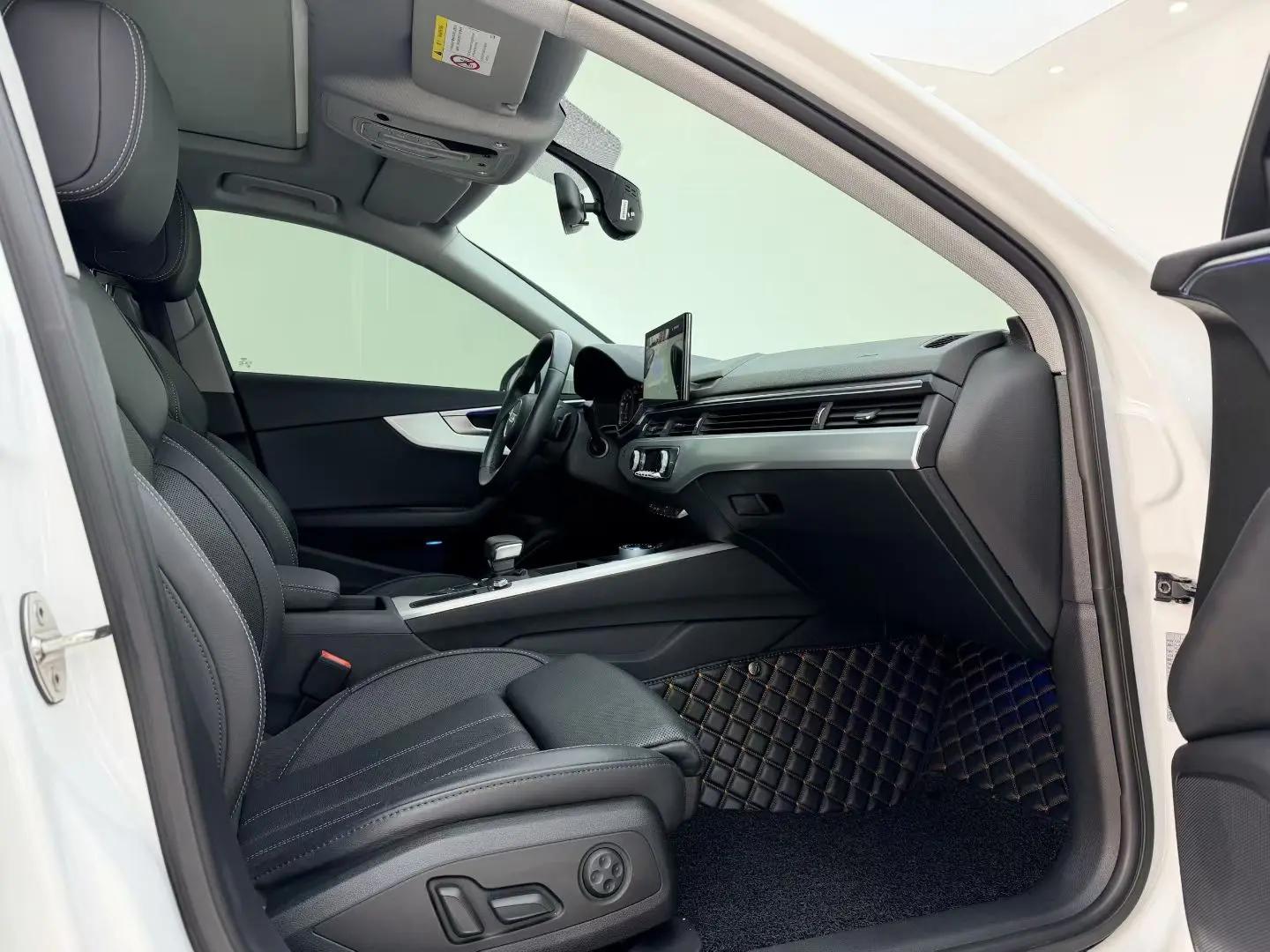 Audi A4L 2022 model 40 TFSI Sporty Style version 4