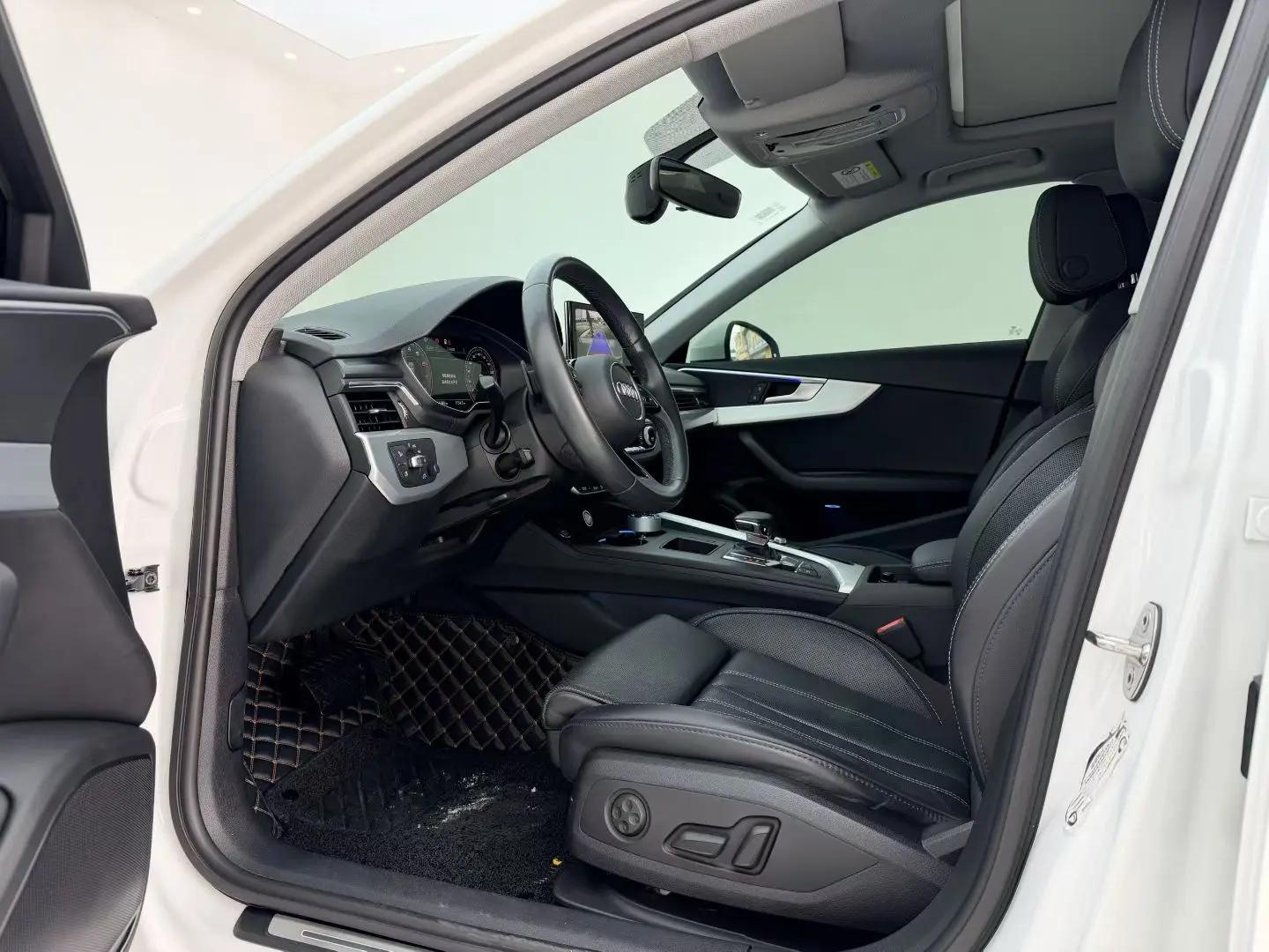 Audi A4L 2022 model 40 TFSI Sporty Style version 6