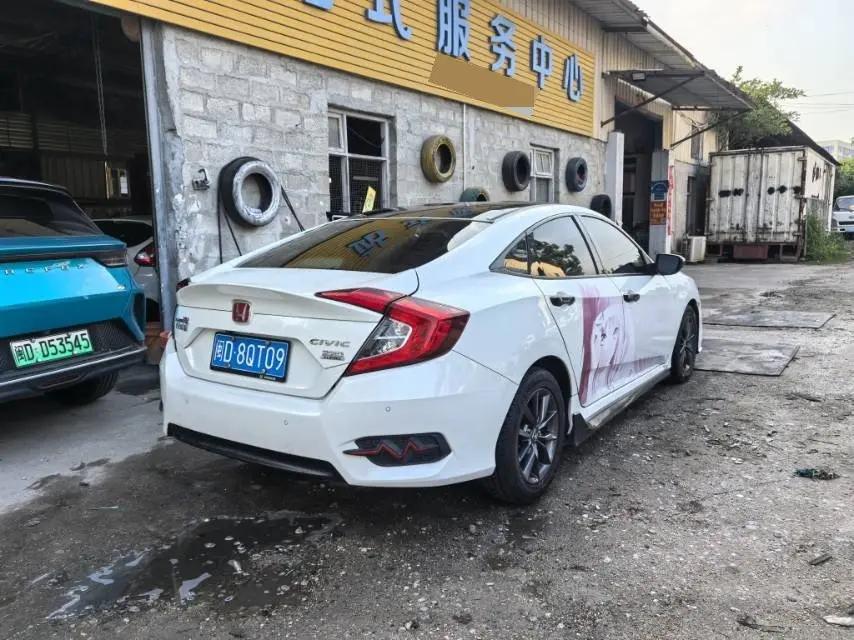Civic 2019 220TURBO CVT Dynamic Edition National V 10