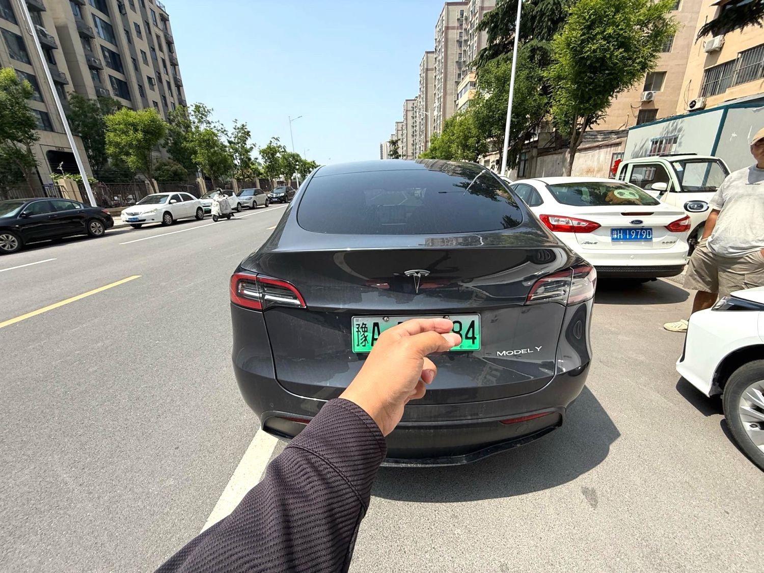 Model Y 2022 model modified long-life all-wheel drive version 4