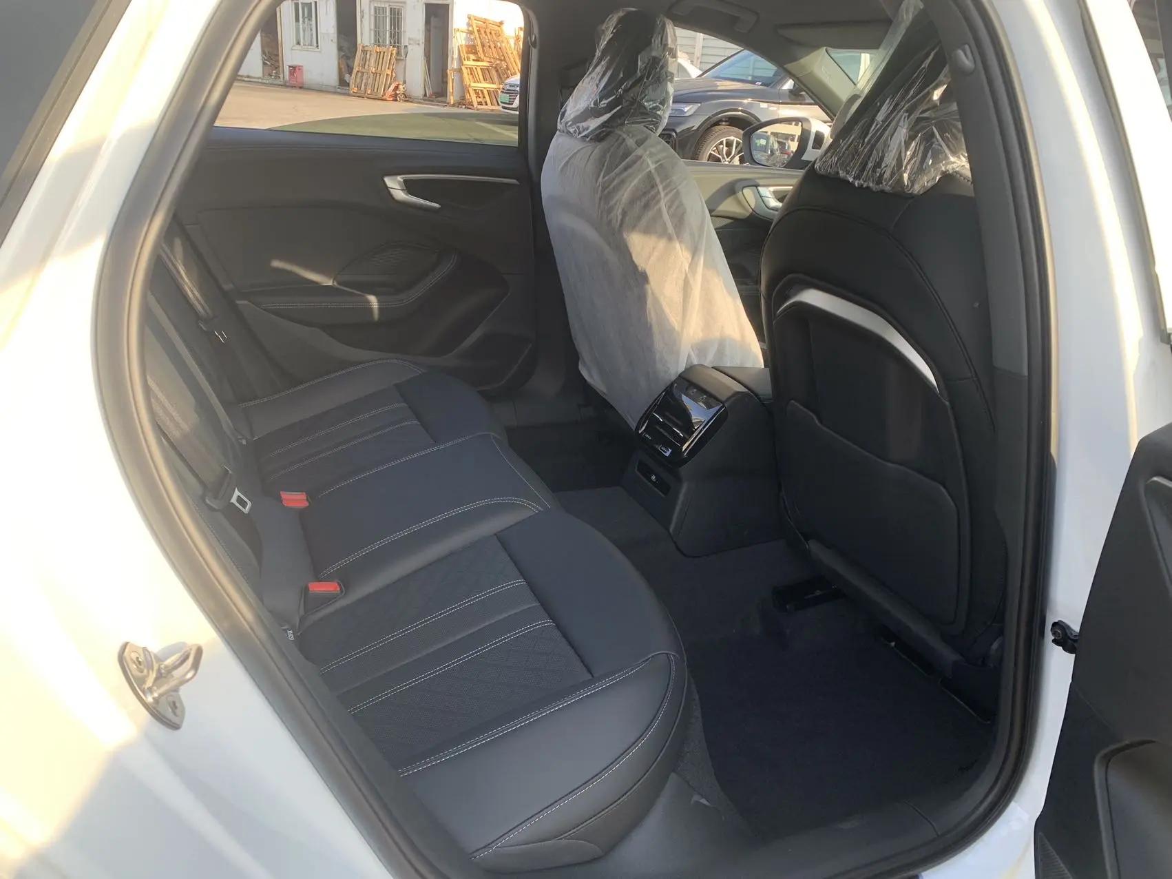 Audi A5L 2026 2.0T Dry Kun Zhijia Edition 7