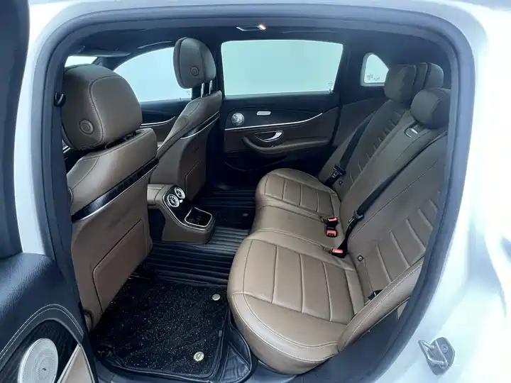 Mercedes Benz E-Class 2021 E 300 L Sports Fashion 11