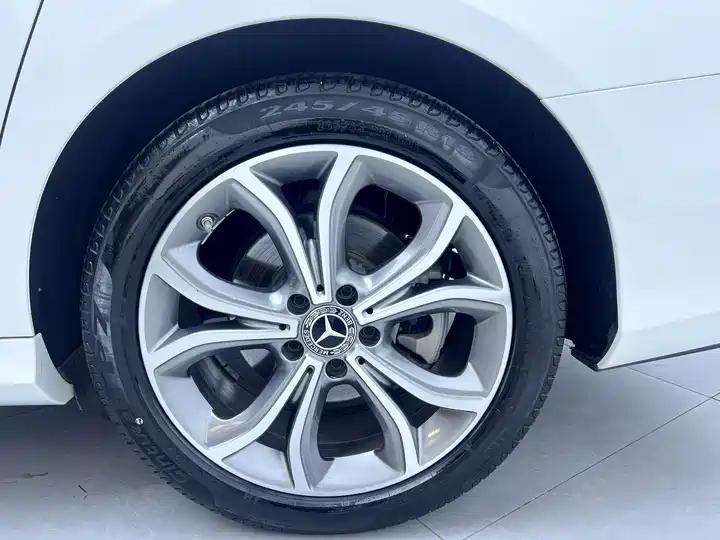 Mercedes Benz E-Class 2021 E 300 L Sports Fashion 23