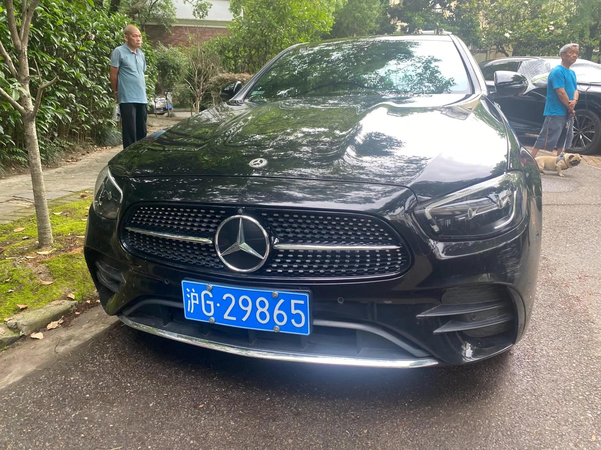 Mercedes Benz E-Class 2023 E 300 L Sports Fashion 2