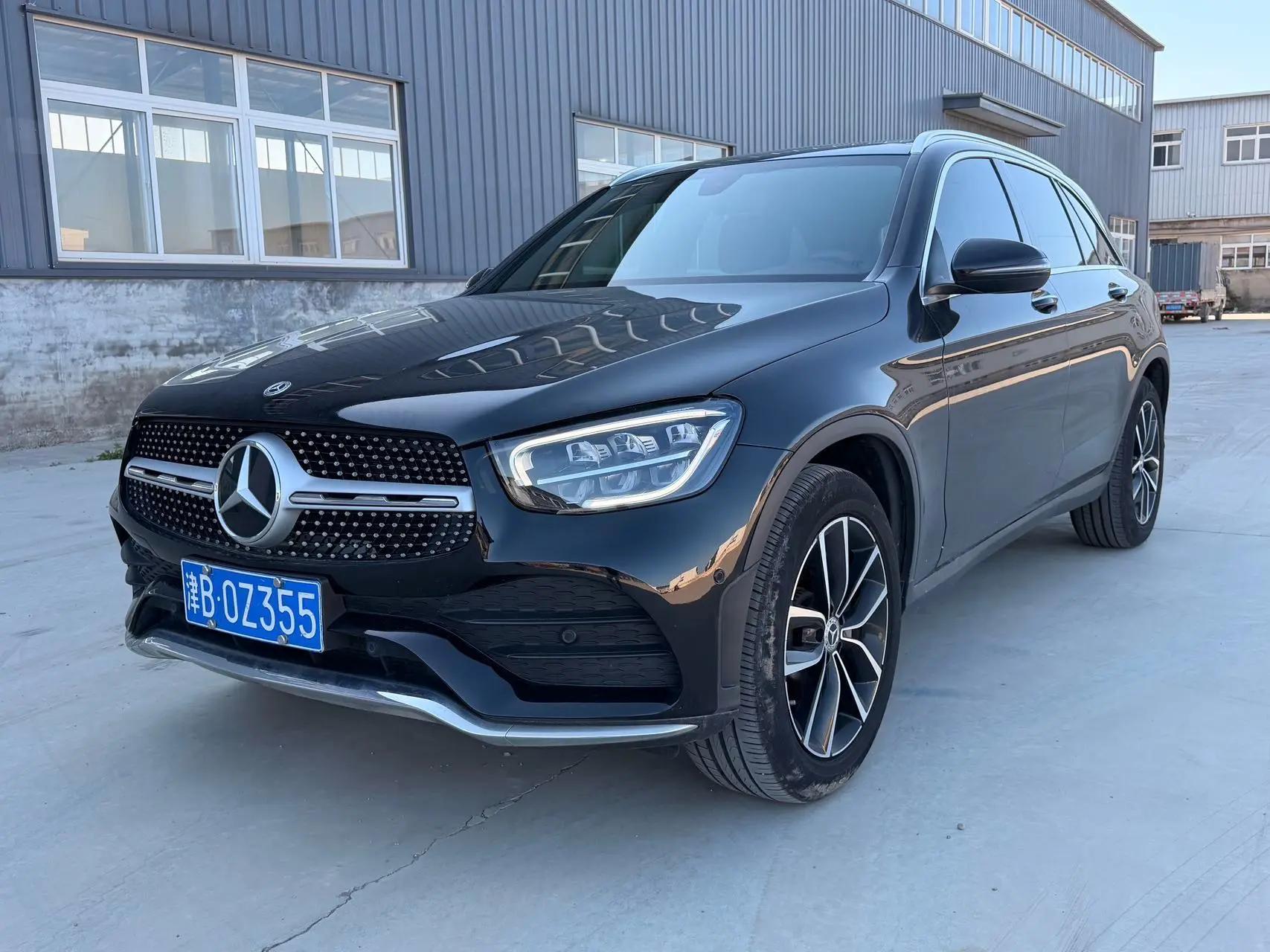 Mercedes Benz GLC 2022 model changed to GLC 260 L 4MATIC luxury model