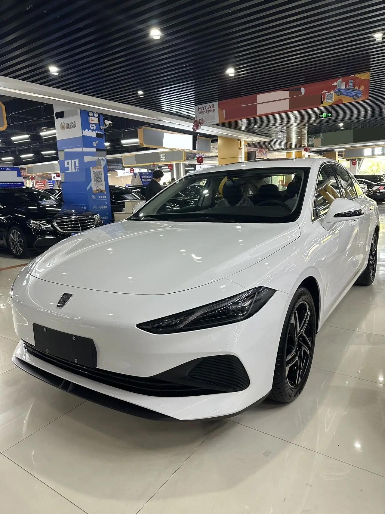 Roewe D7 2023 DMH 125km Exceed Edition