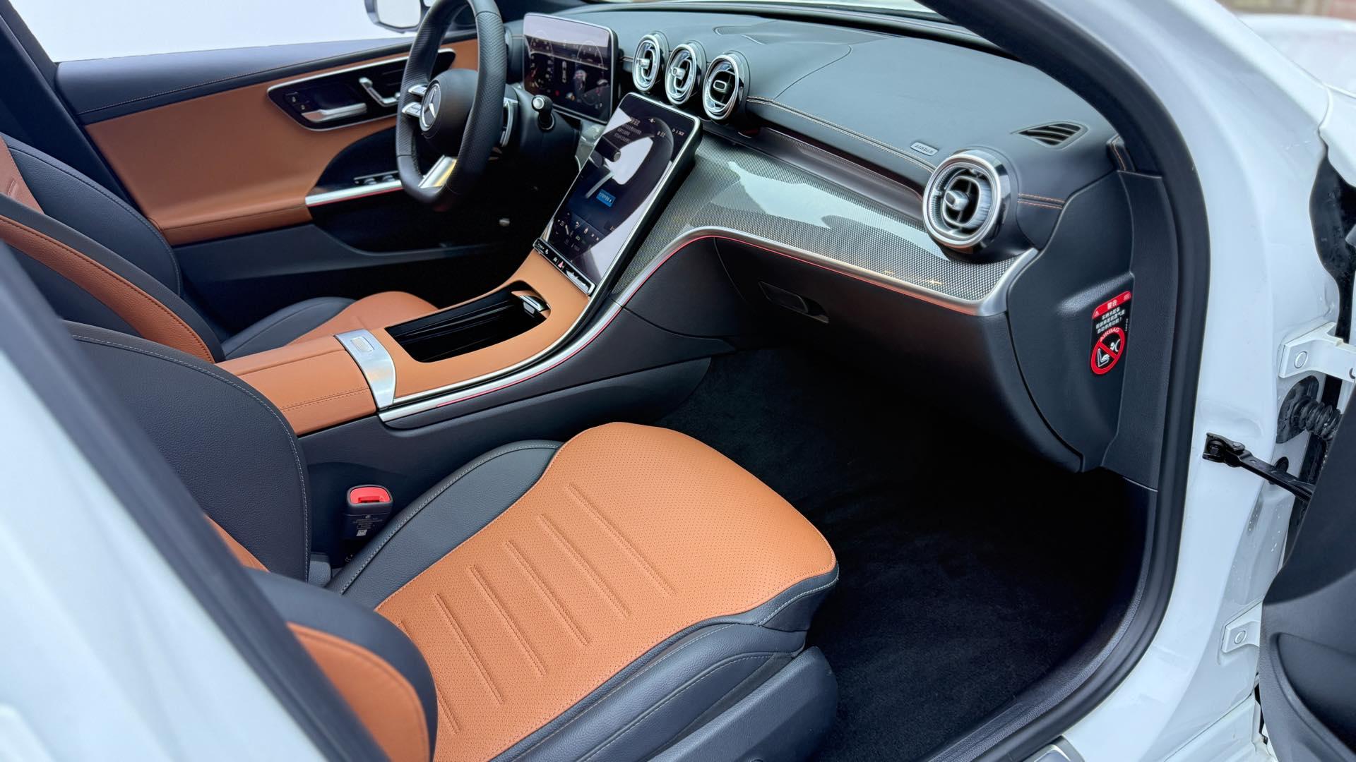 Mercedes Benz Class C 2023 C 200 L Sports Edition 9