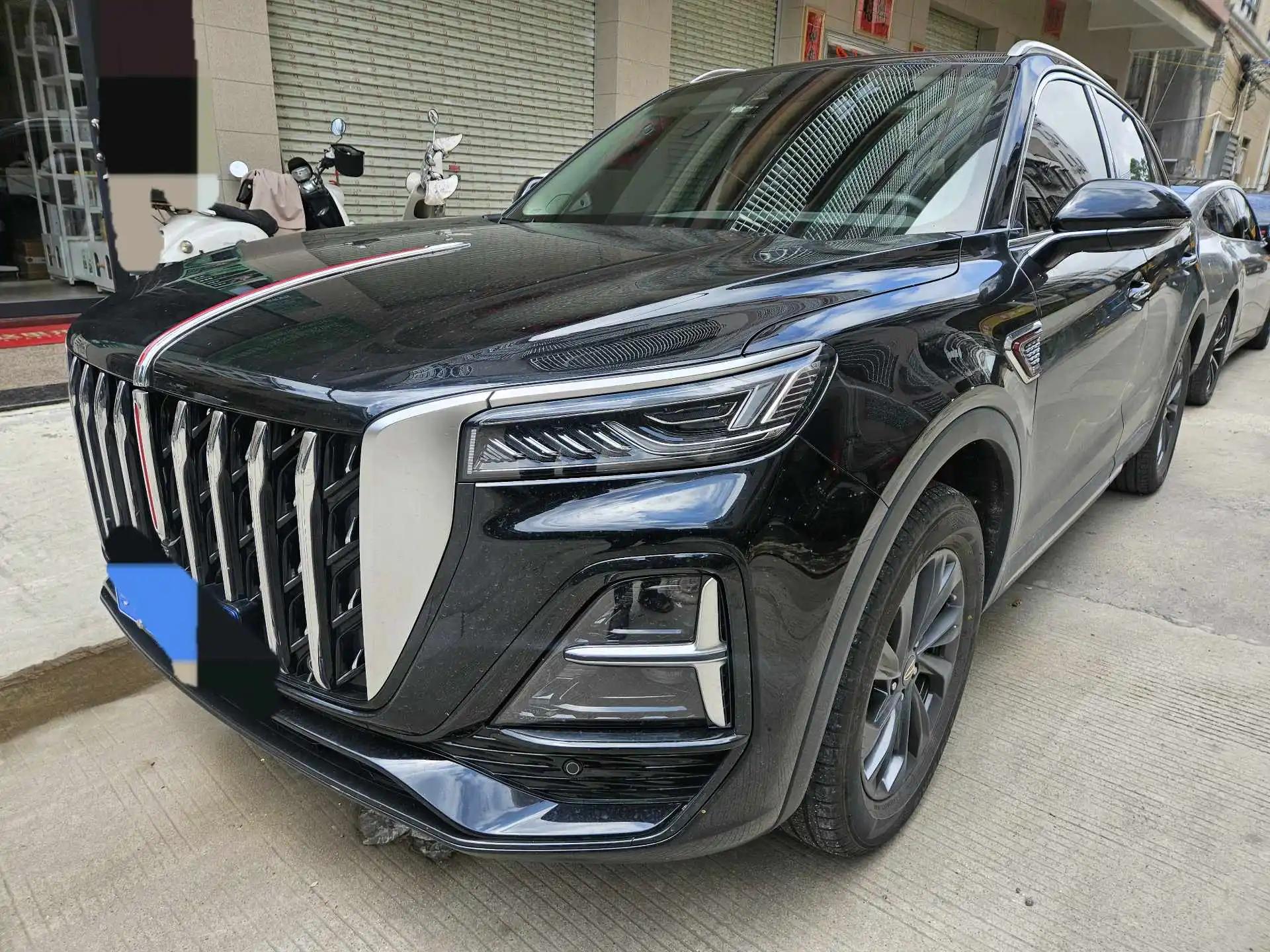 HongQi 2025 HS5 2.0T Two-Drive Flag Enjoy Pro Edition Automatic Gear