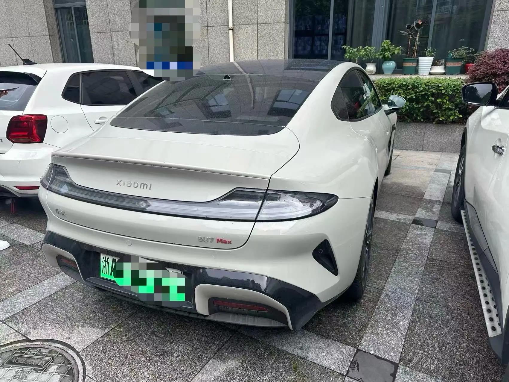 MI SU7 2024 750km 4WD Max Founding Edition 2