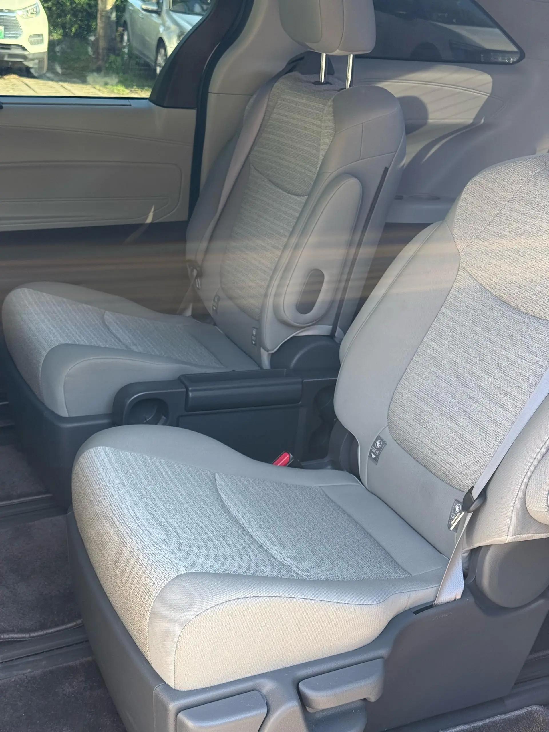 Toyota 2024 Sienna 2.5 CVT Comfort Edition Automatic 7