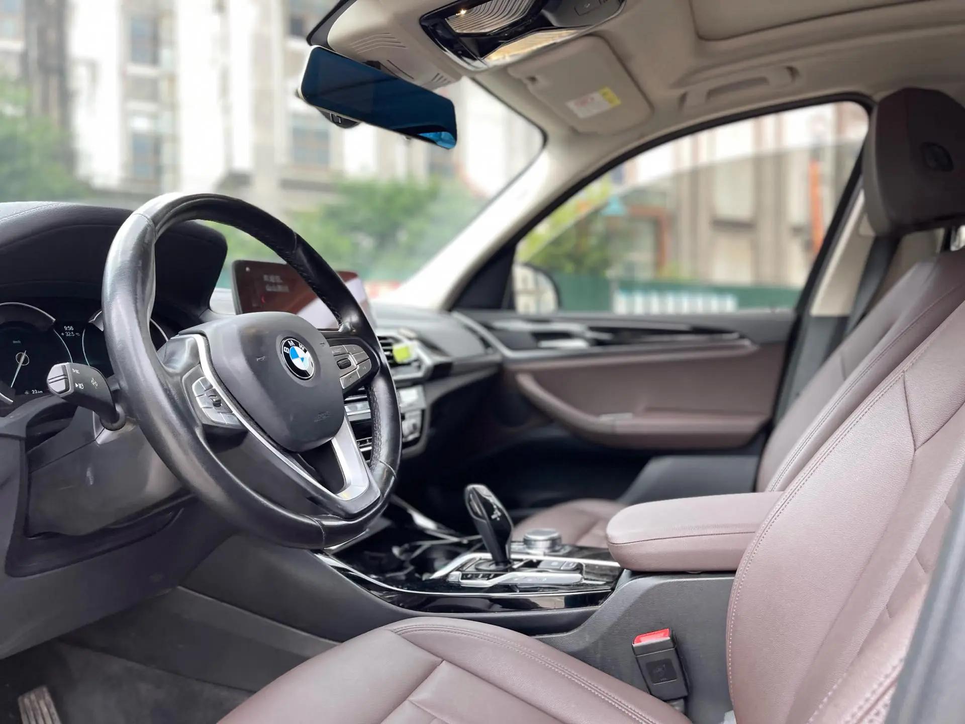 BMW X3 2020 xDrive25i Deluxe Set 5