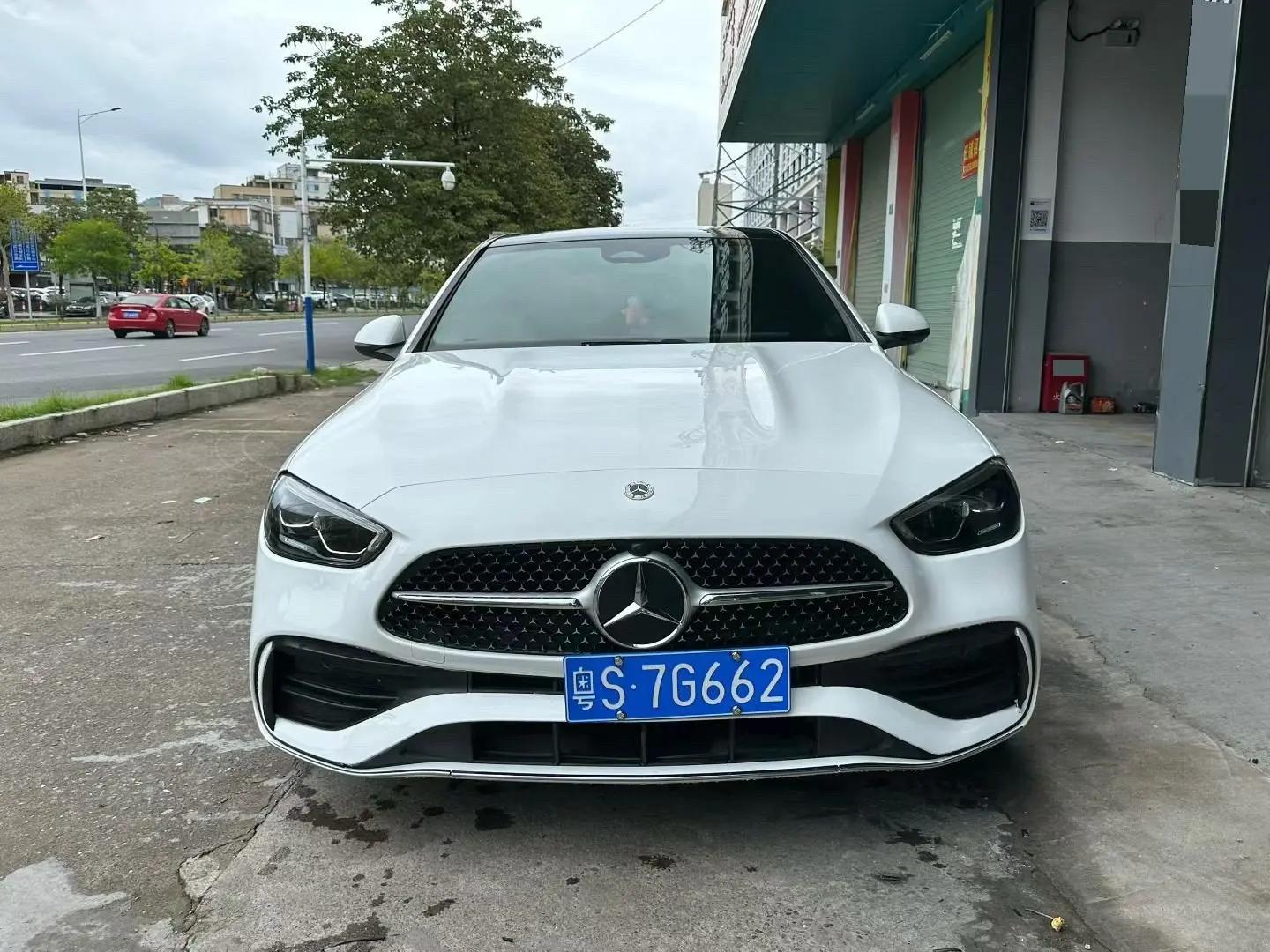 Mercedes Benz Class C 2023 C 260 L Sports Edition 2