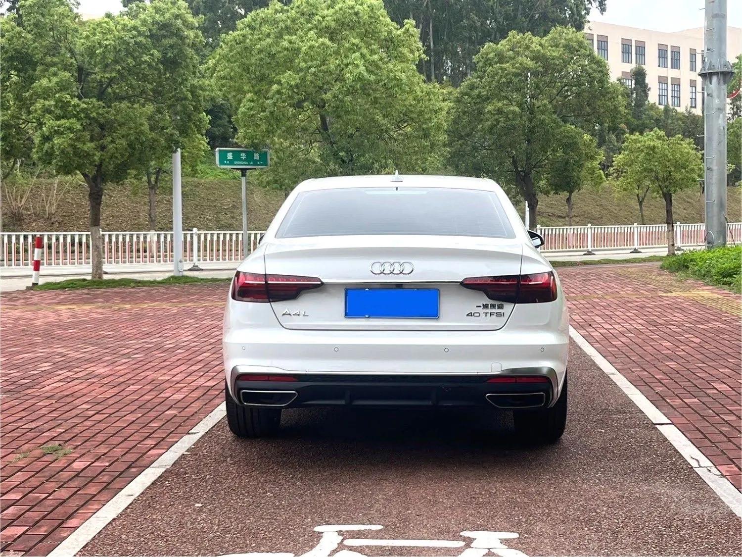 Audi A4L 2022 40 TFSI Fashion Dynamic 3
