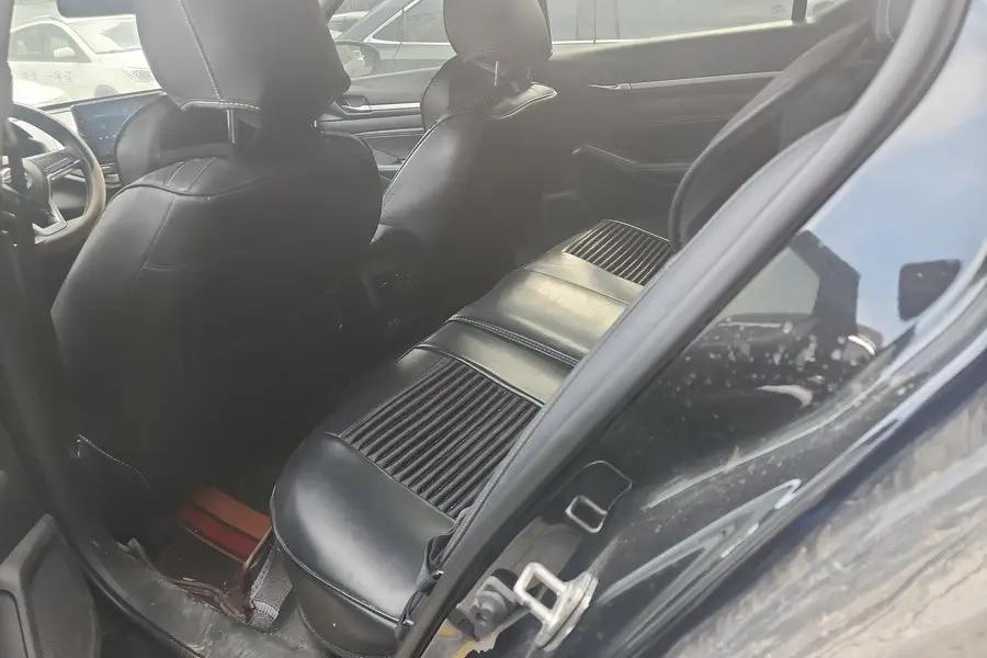 Teana 2021 2.0L XE Fashion Edition 6