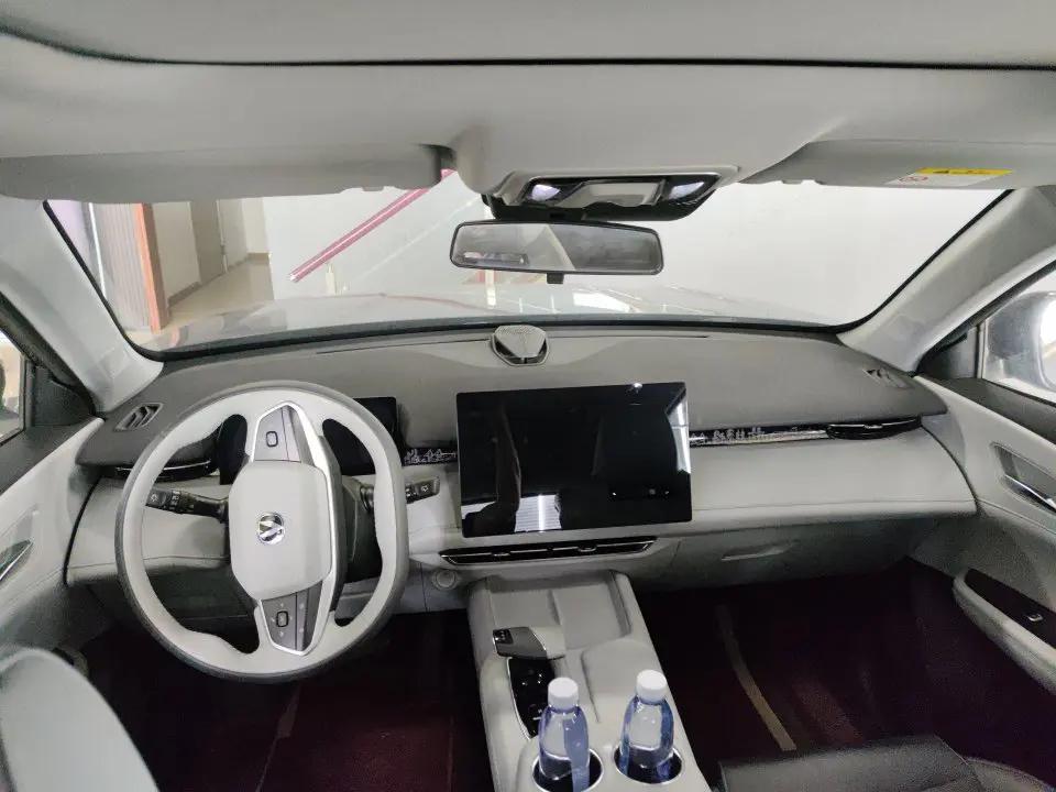 ChangAn UNI-Z 2025 1.5T Honorable Model 2