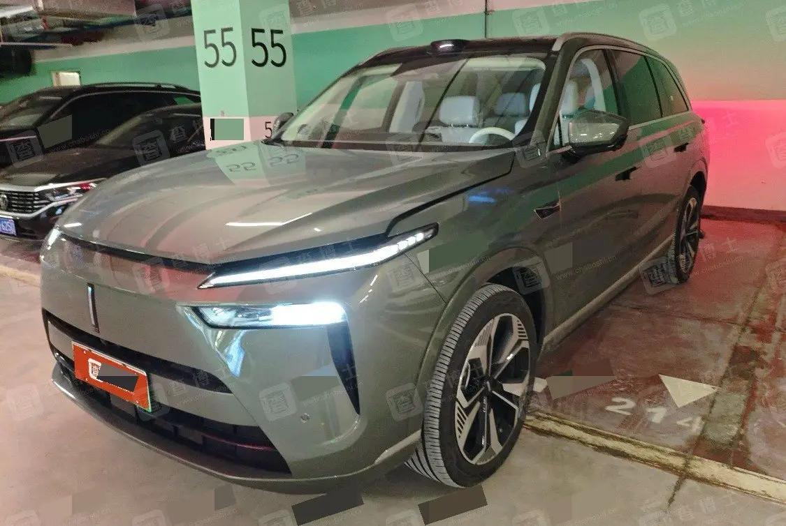 WEY 2025 Lanshan DHT 1.5T Four-Wheel Drive Intelligent Driving Max Automatic