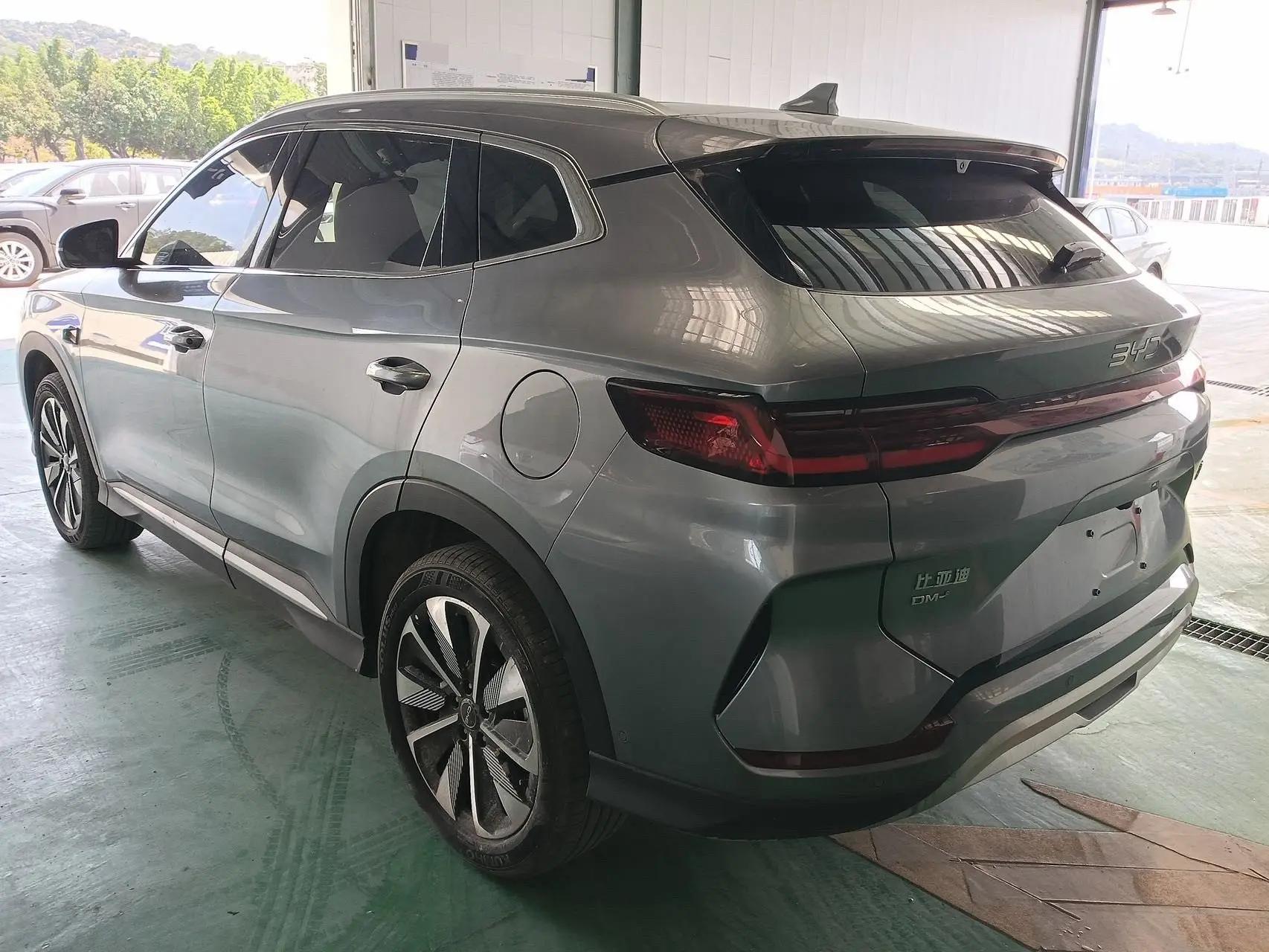 BYD Song PLUS New Energy 2025 Song PLUS DM-i 1.5 Stepless Smart Driving Edition 112KM Honorable Automatic Gear 7