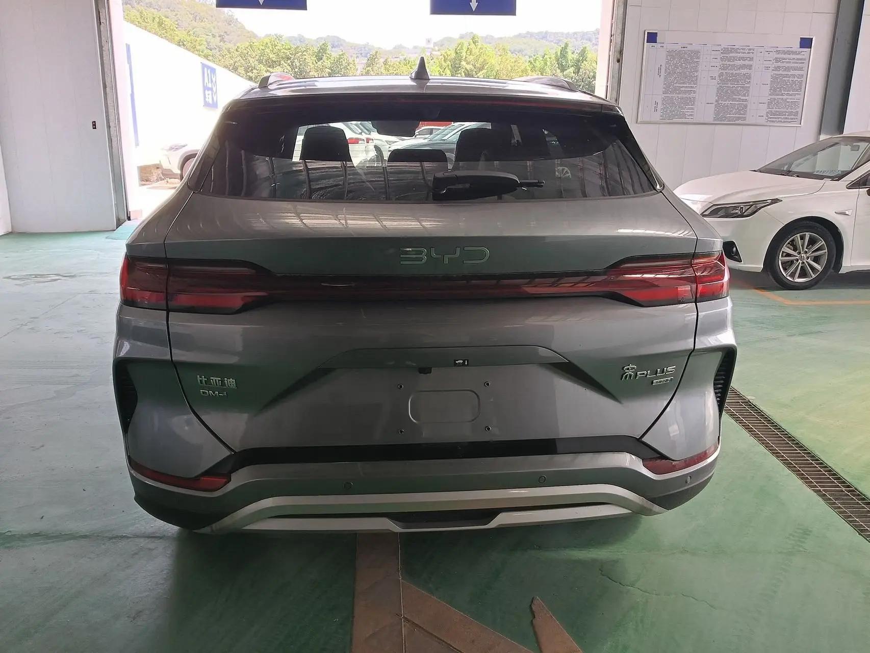 BYD Song PLUS New Energy 2025 Song PLUS DM-i 1.5 Stepless Smart Driving Edition 112KM Honorable Automatic Gear 9