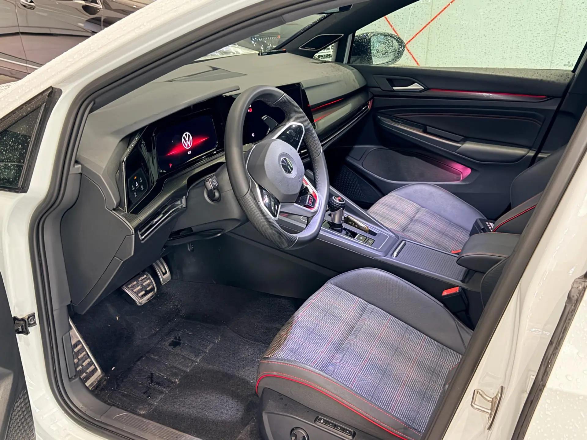 Volkswagen 2021 Golf GTI 2.0TSI 380TSI (facelift) Automatic 8
