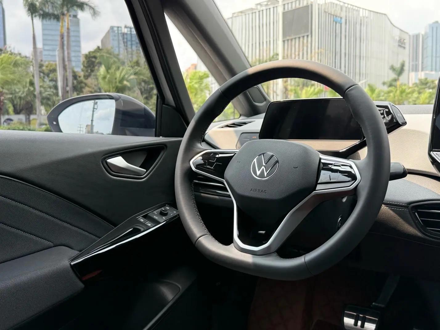 Volkswagen 2024 ID. 3 Pure Intelligence Enjoyment Version Automatic Transmission 12