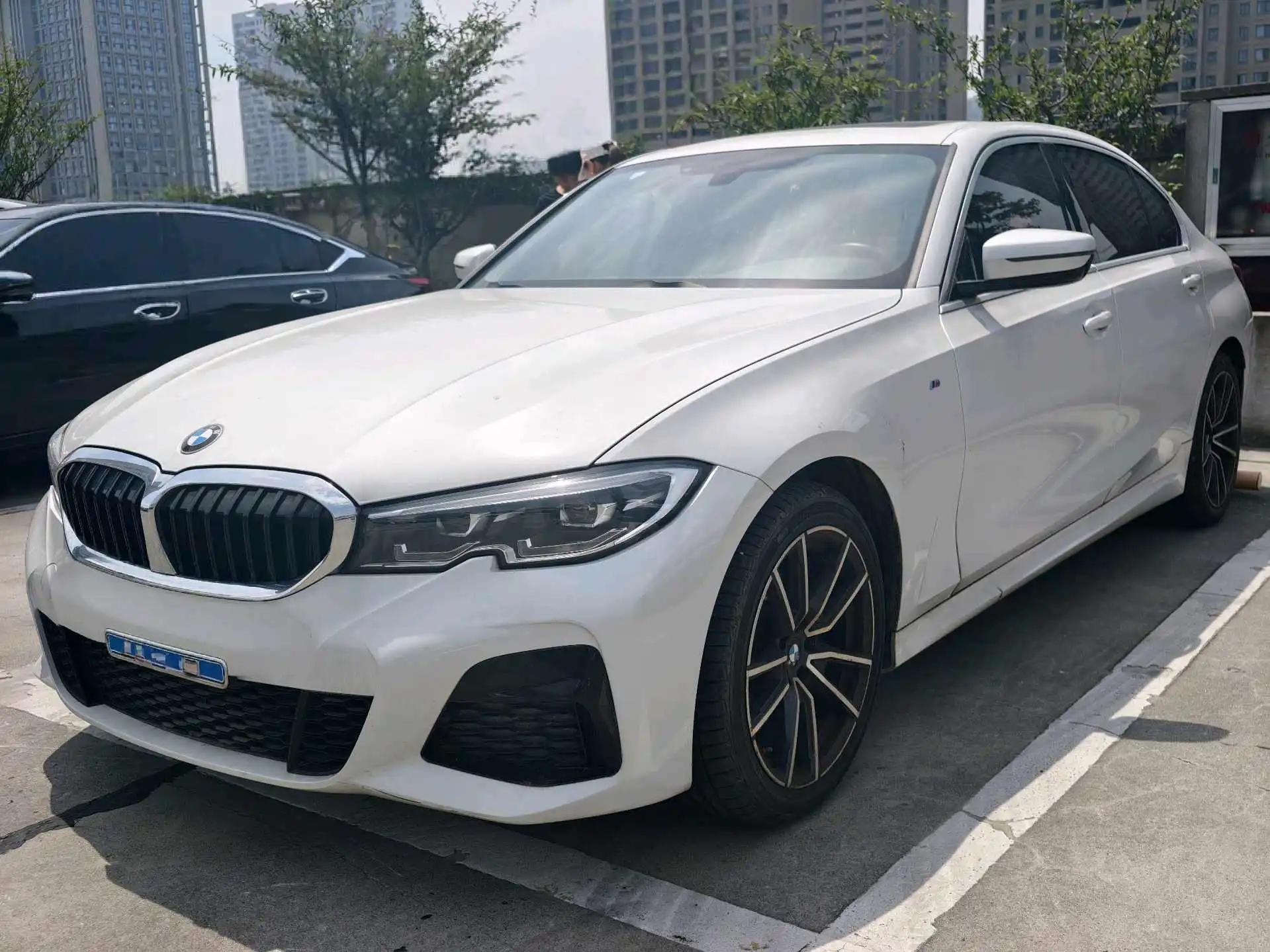 BMW 3 Series 2021 model, facelifted, 320Li M Sport Package