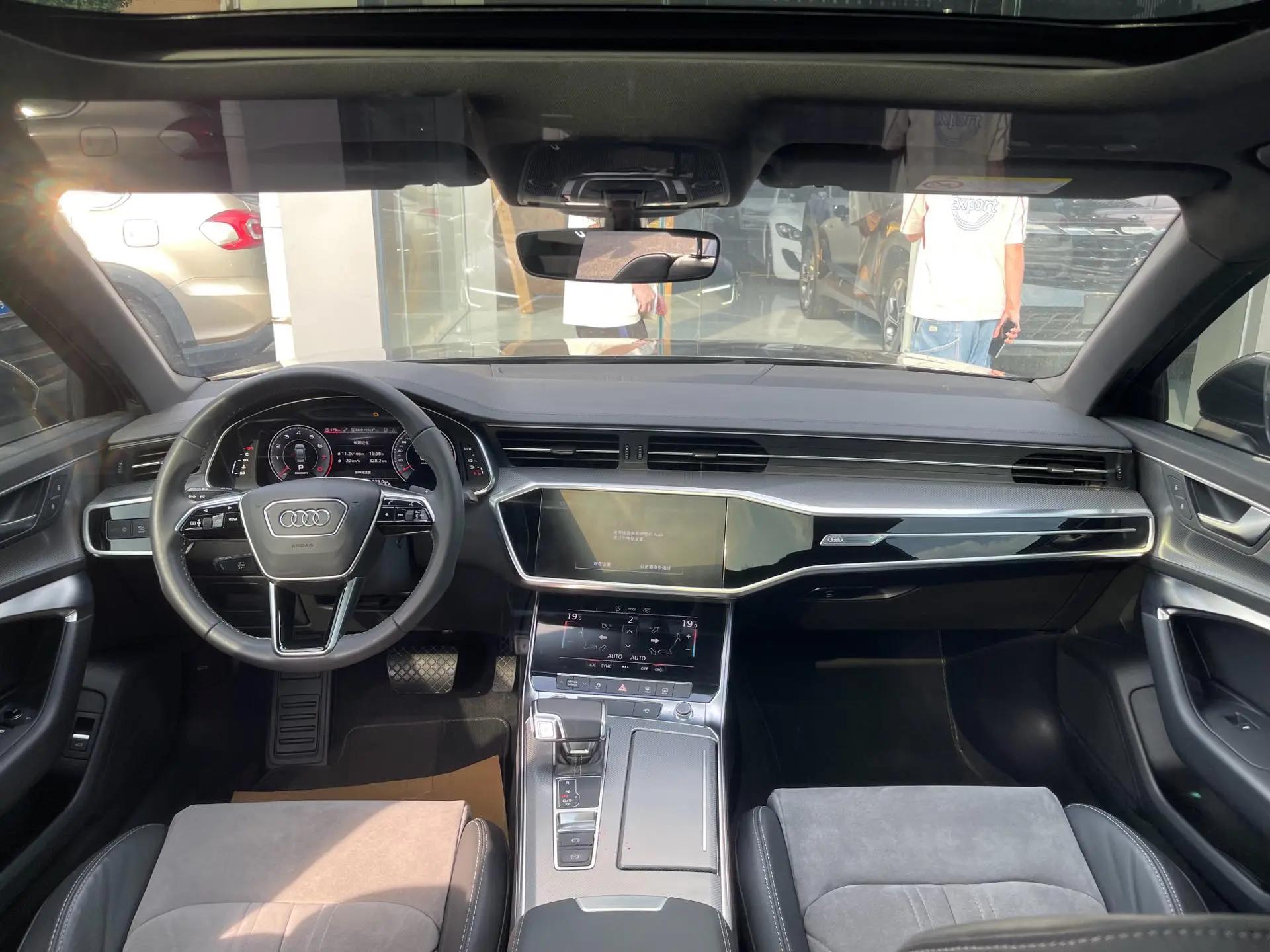 Audi A6L 2021 40 TFSI Deluxe Dynamic 6