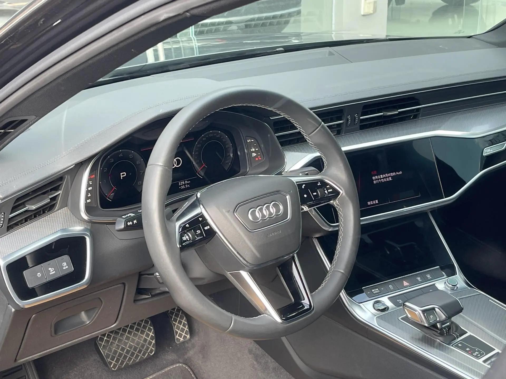 Audi A6L 2021 40 TFSI Deluxe Dynamic 7