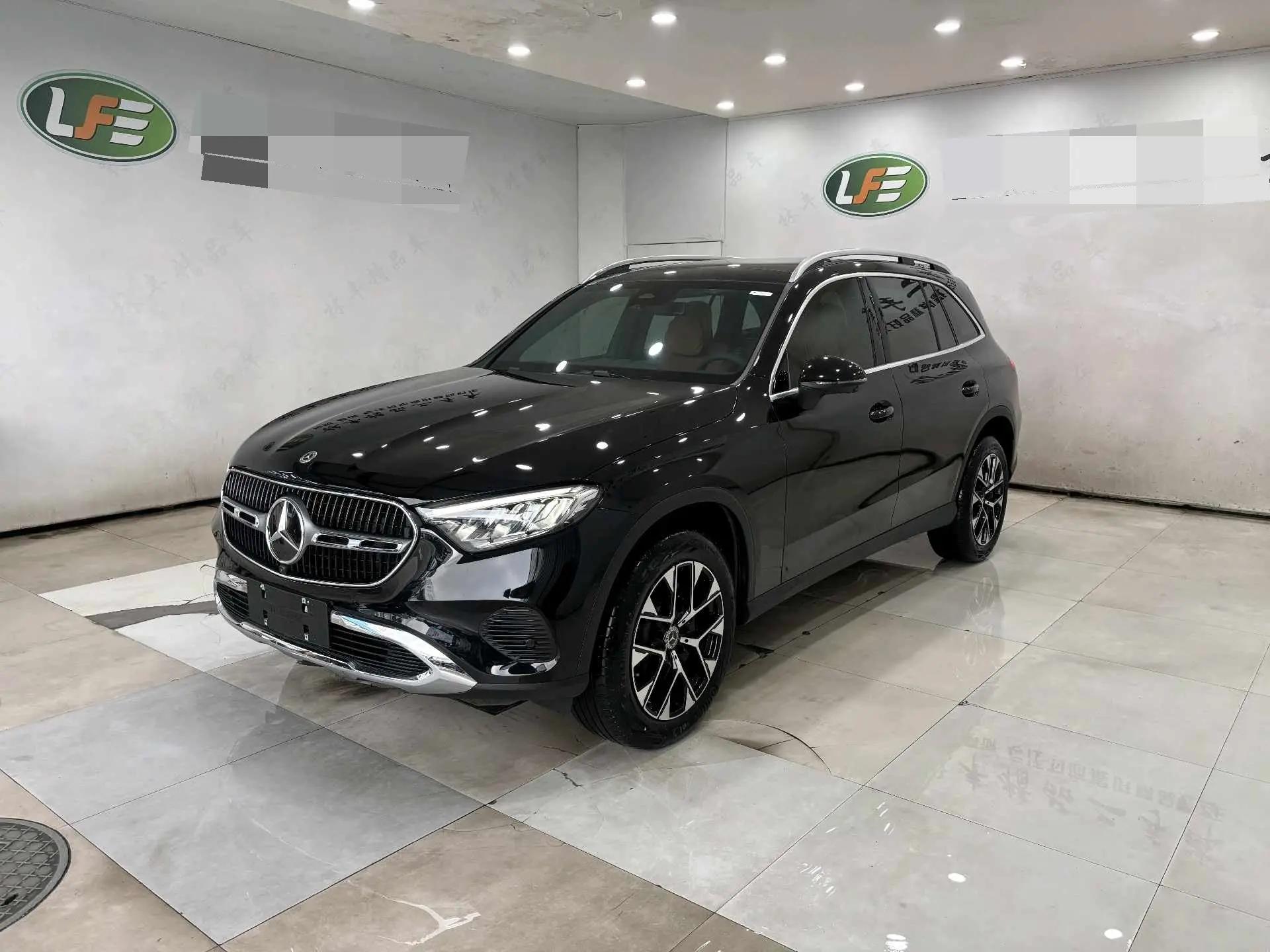 Mercedes Benz 2026 GLC 260 L 4MATIC 48V 2.0T Classic 5-seat Automatic Gear