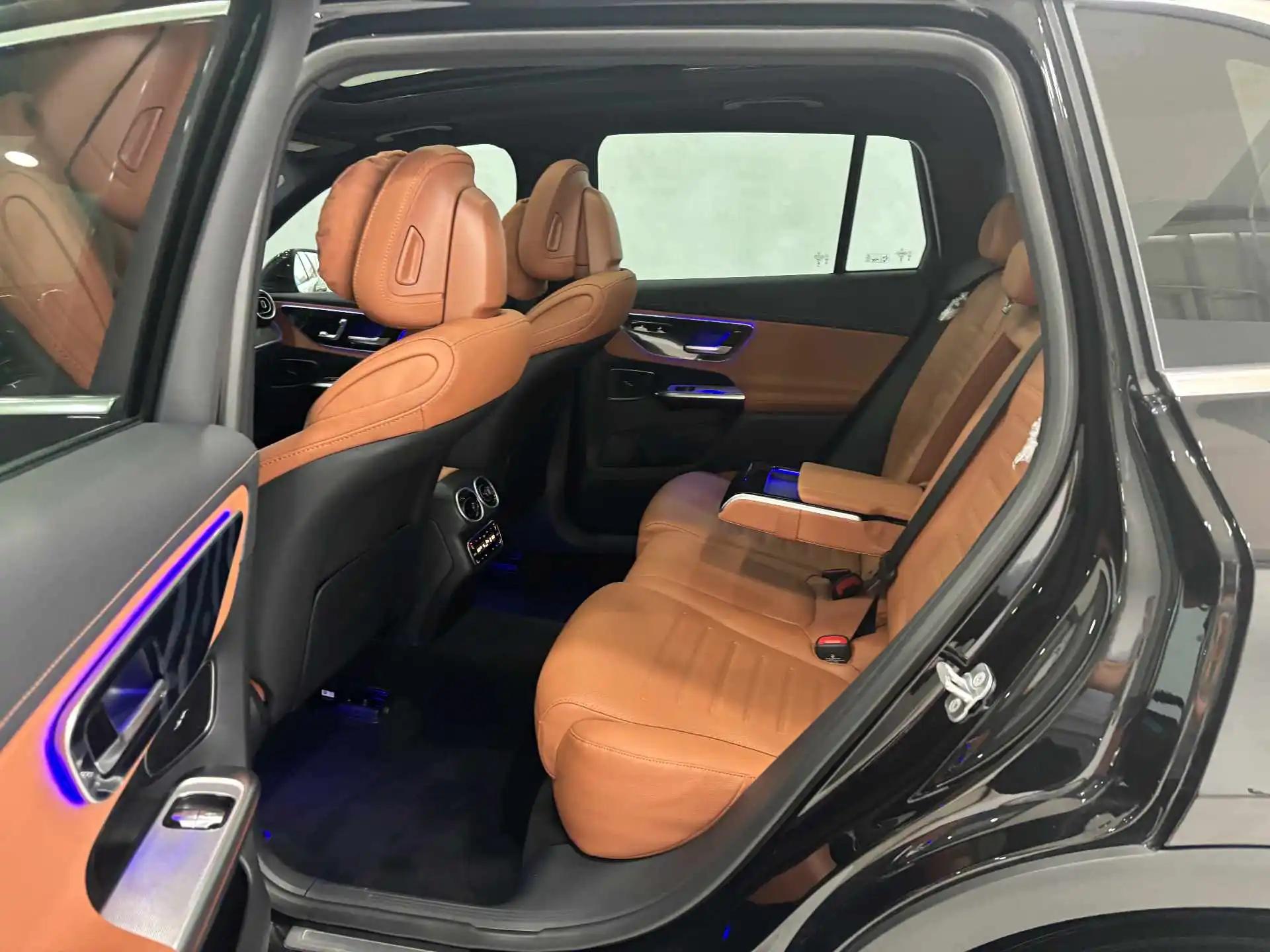 Mercedes Benz 2026 GLC 260 L 4MATIC 48V 2.0T Classic 5-seat Automatic Gear 4