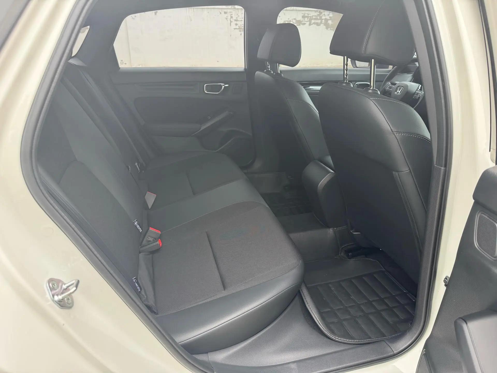 Civic 2022 240TURBO CVT Combustion Edition 16