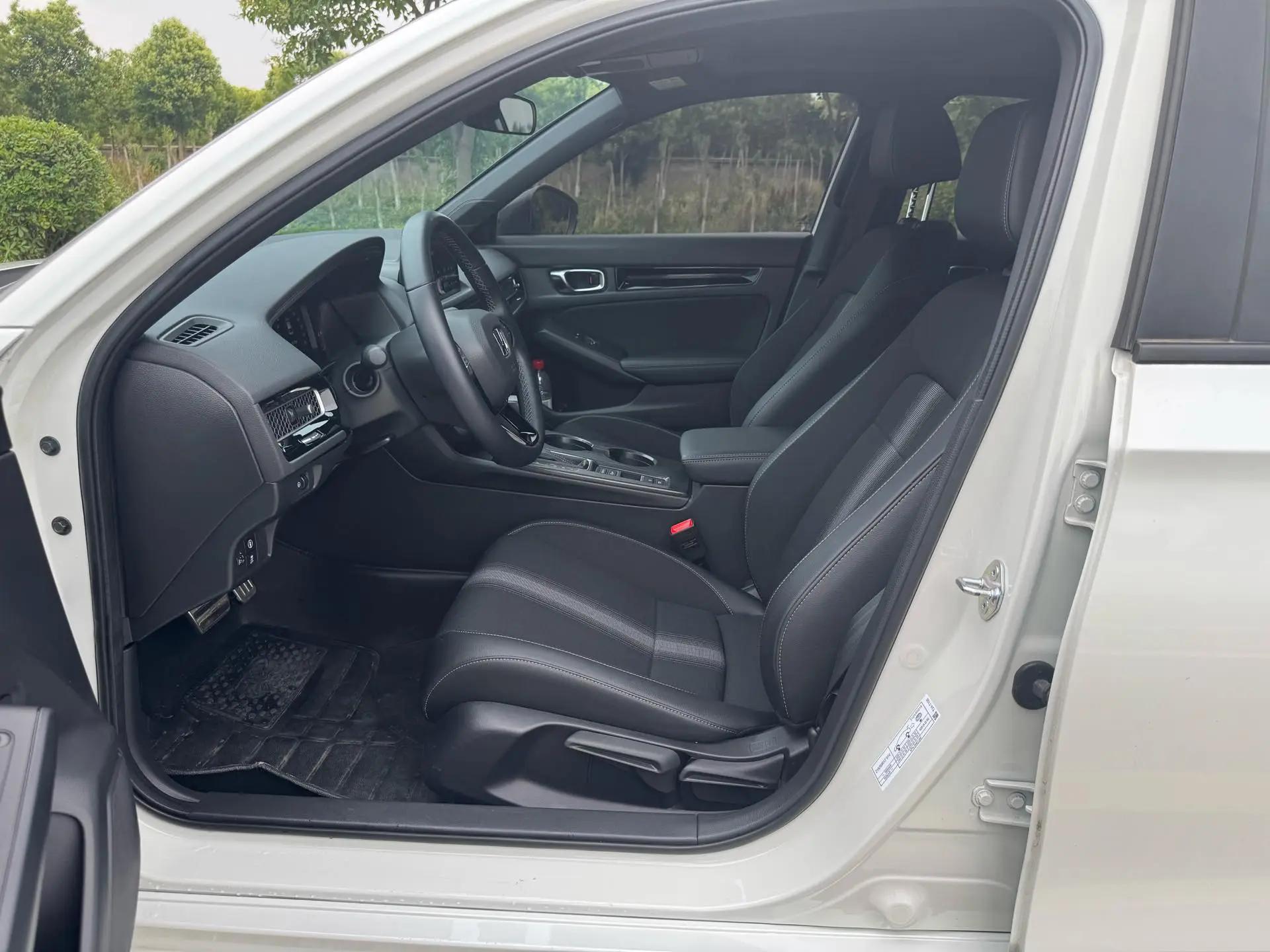 Civic 2022 240TURBO CVT Combustion Edition 6
