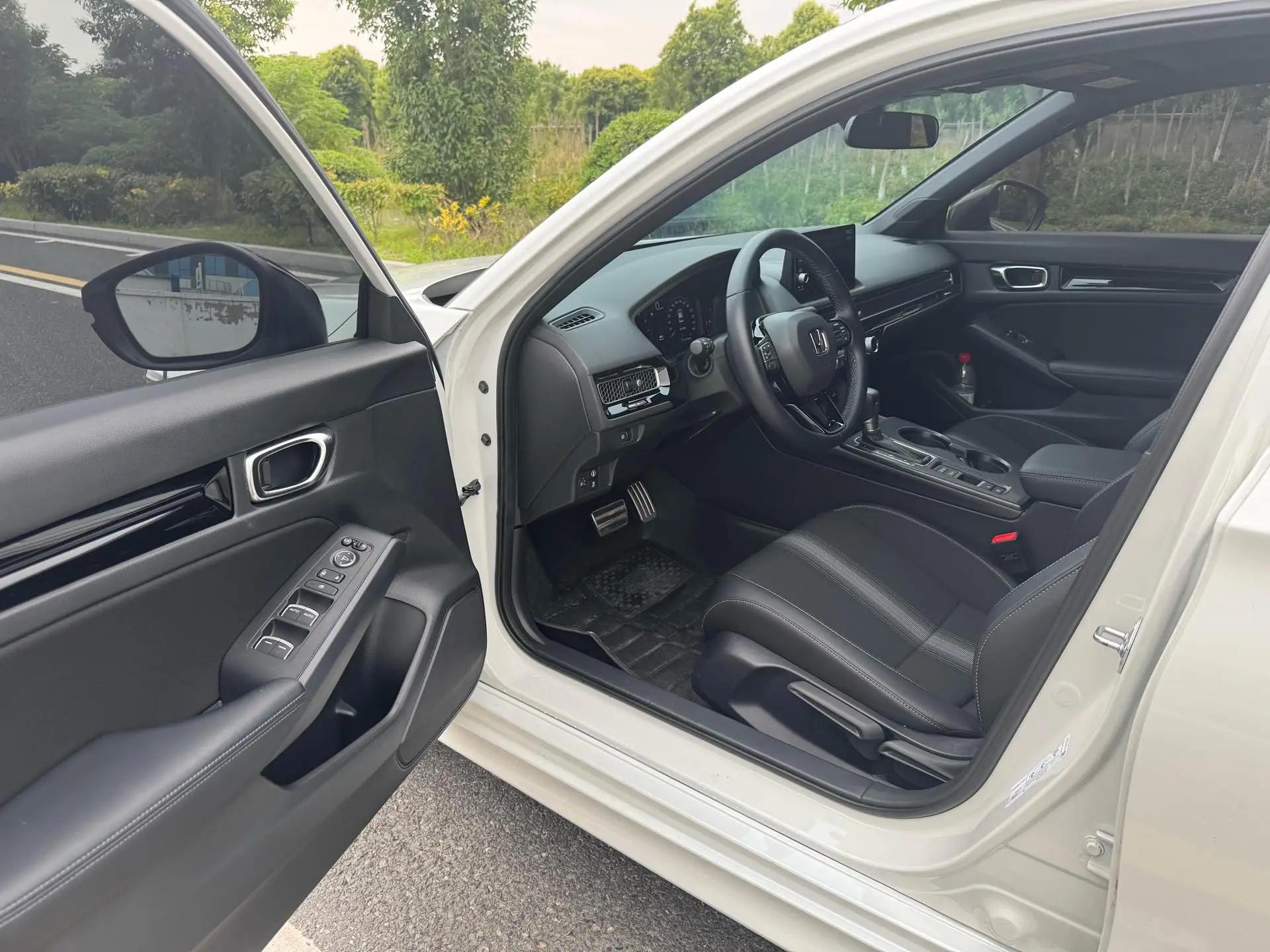 Civic 2022 240TURBO CVT Combustion Edition 7
