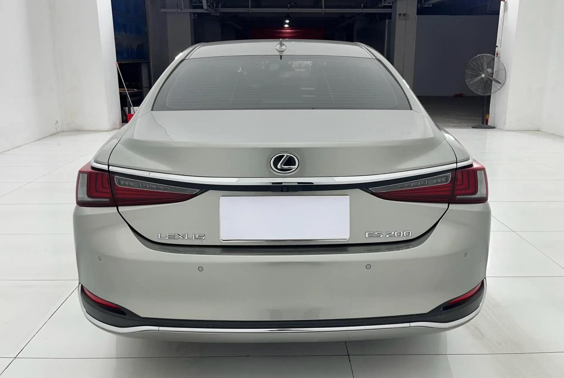 Lexus ES (Imported) 2024 ES200 2.0 Stepless Edition Automatic Gear 9