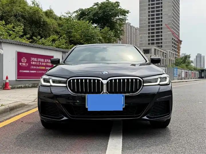 BMW 5 Series 2022 530Li Leading M Sports Suit 2