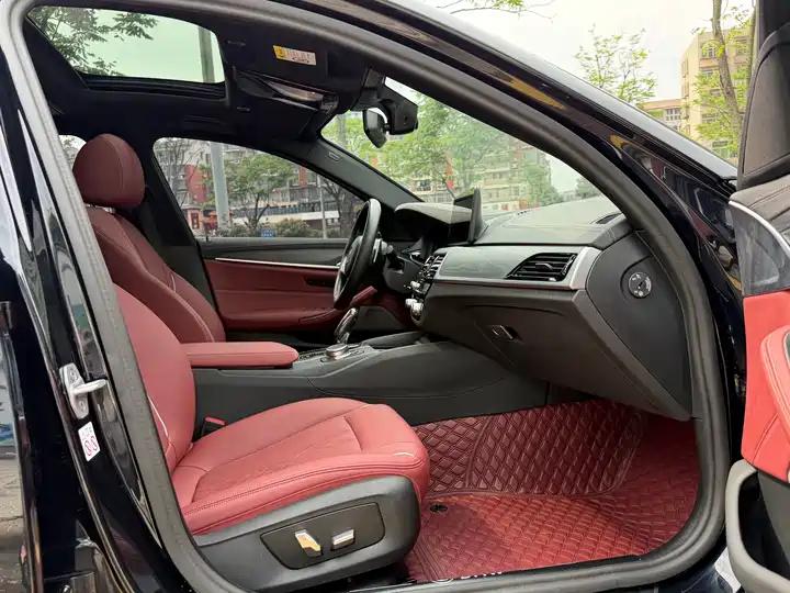 BMW 5 Series 2022 530Li Leading M Sports Suit 9