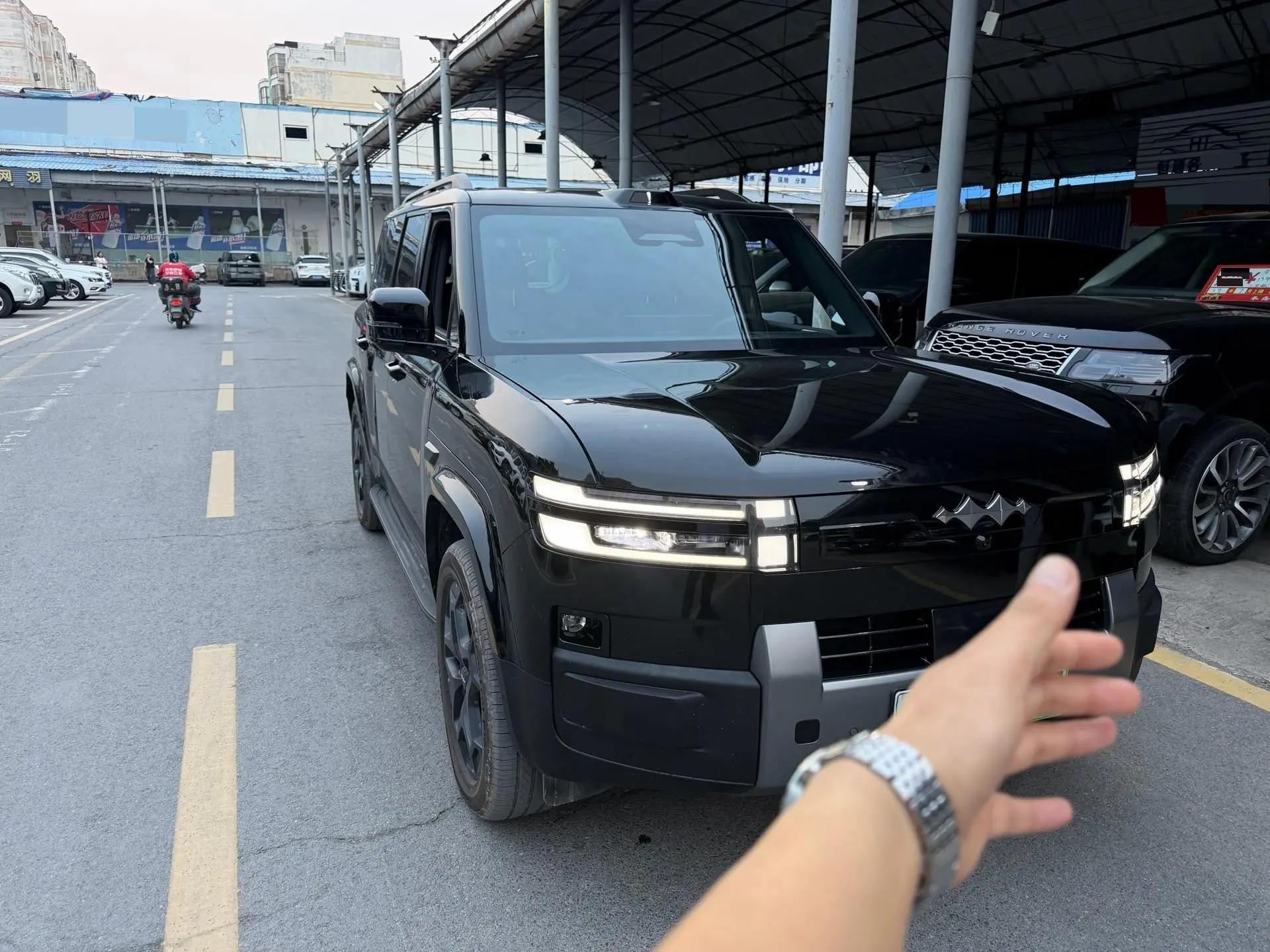 FangChengBao 2025 titanium 7 1.5T stepless 190KM four-wheel drive Ultra version of automatic gear 3