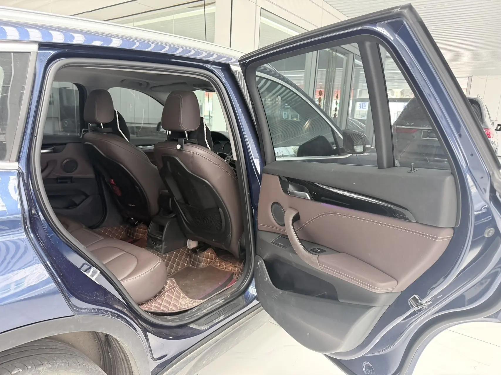 BMW X1 2020 sDrive20Li fashion 4