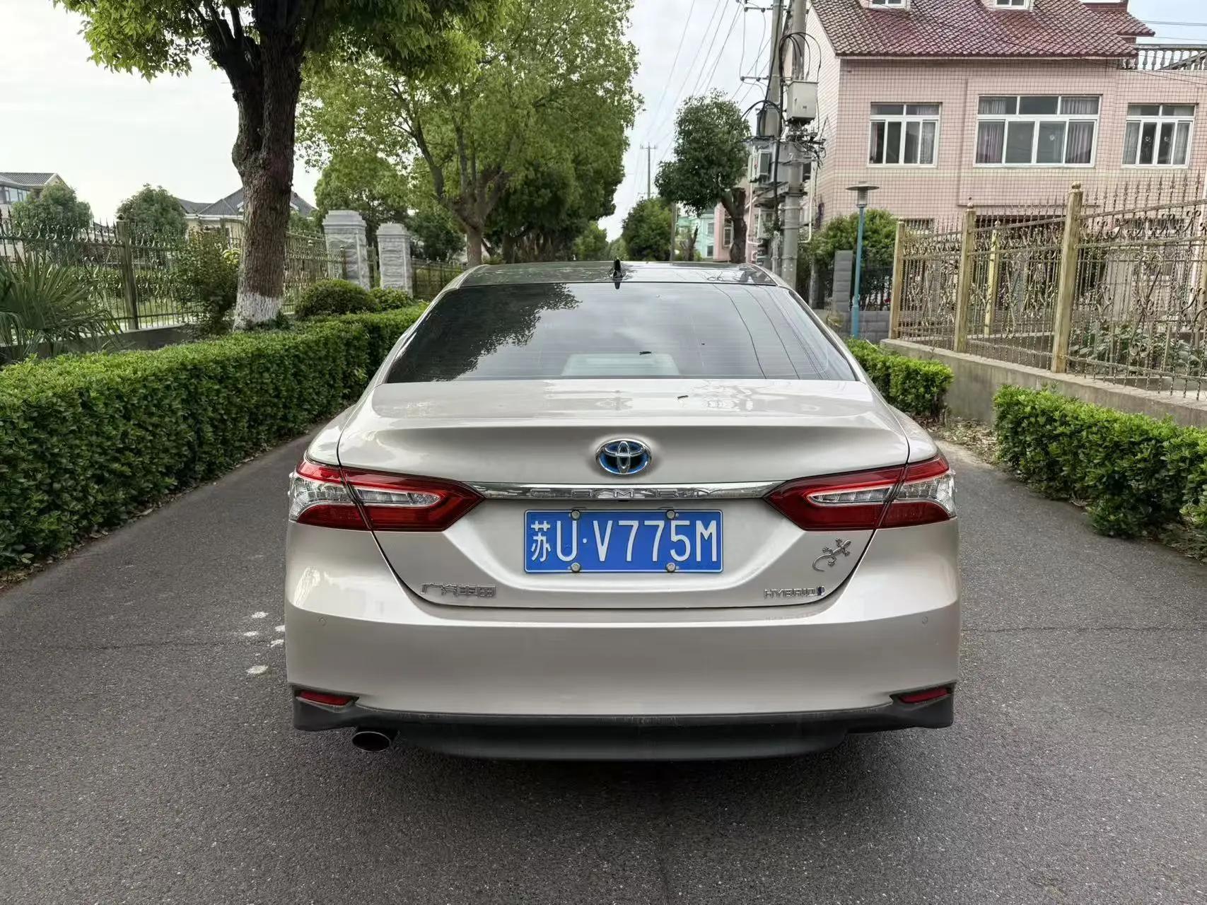 Toyota 2023 Camry Dual Engine 2.5HG CVT Luxury Edition Automatic 14