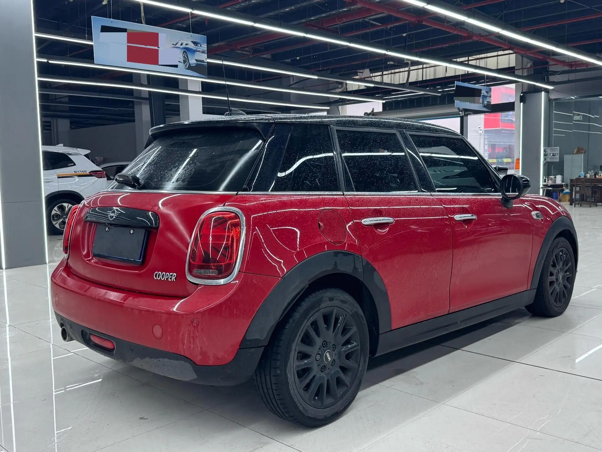 MINI 2021 1.5T COOPER Classic Five-Door Edition 3