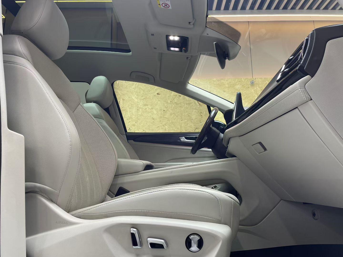 Weiran 2022 330TSI Deluxe Edition 9