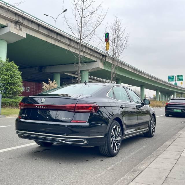 Volkswagen 2024 Passat 2.0TSI 380TSI Elite Edition Automatic 3