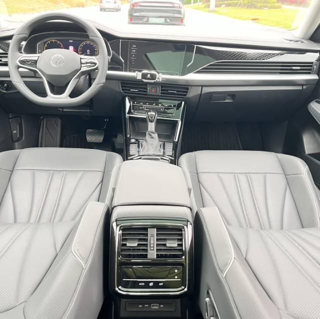 Volkswagen 2024 Passat 2.0TSI 380TSI Elite Edition Automatic 9