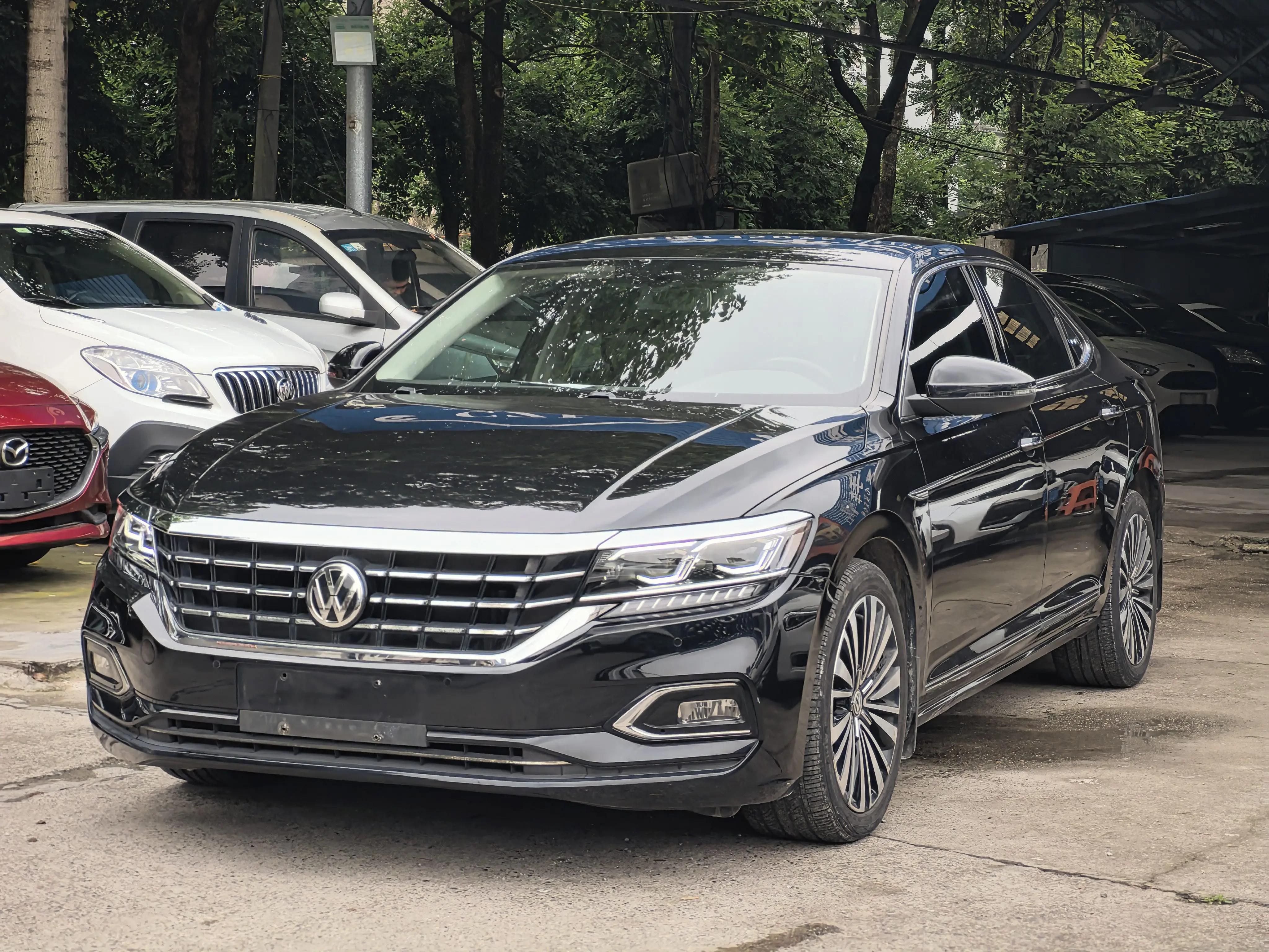 Passat 2019 330TSI Deluxe Edition Country VI