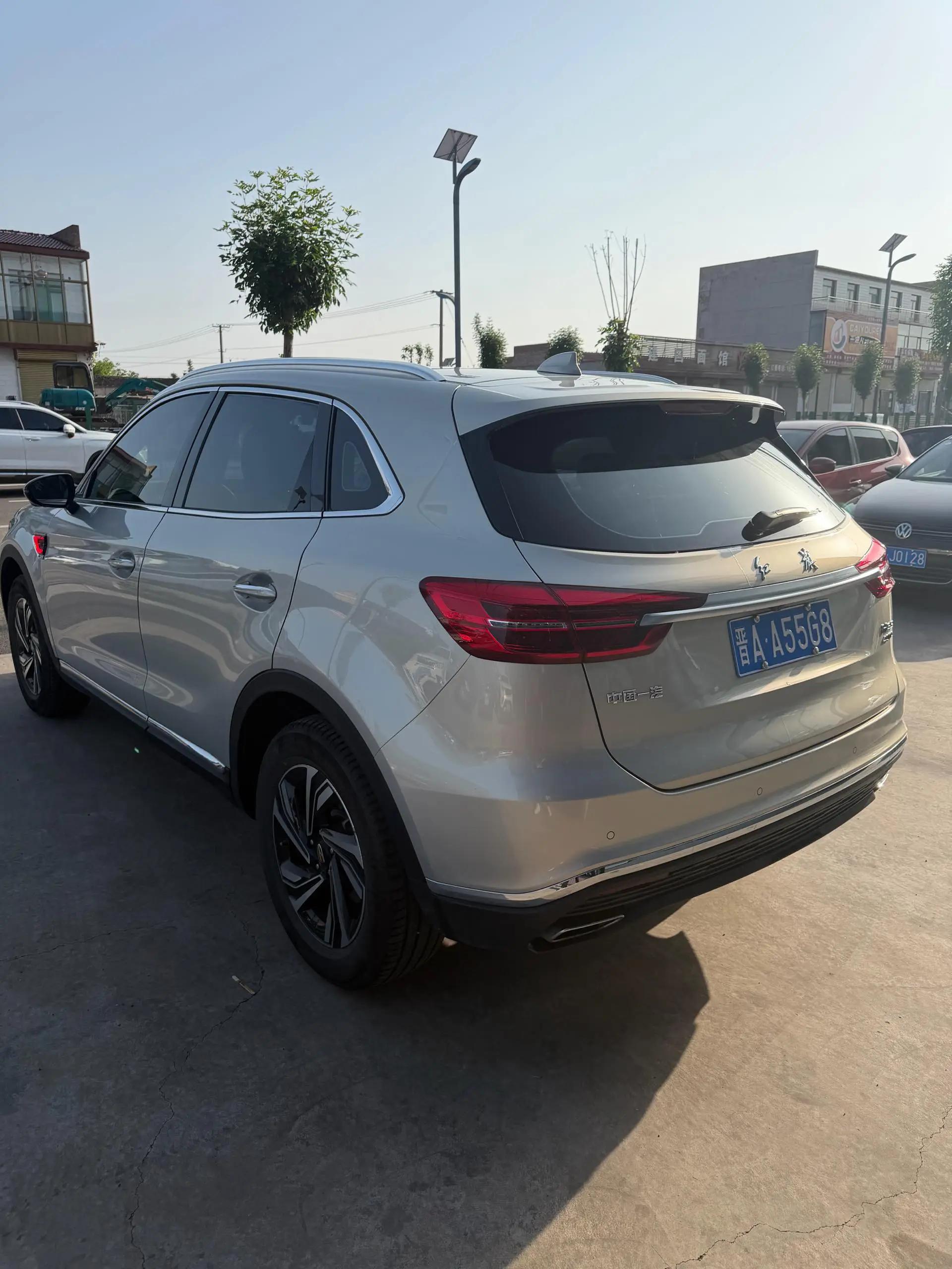HongQi HS5 2022 to 2.0T Zhilian Flag Edition 6