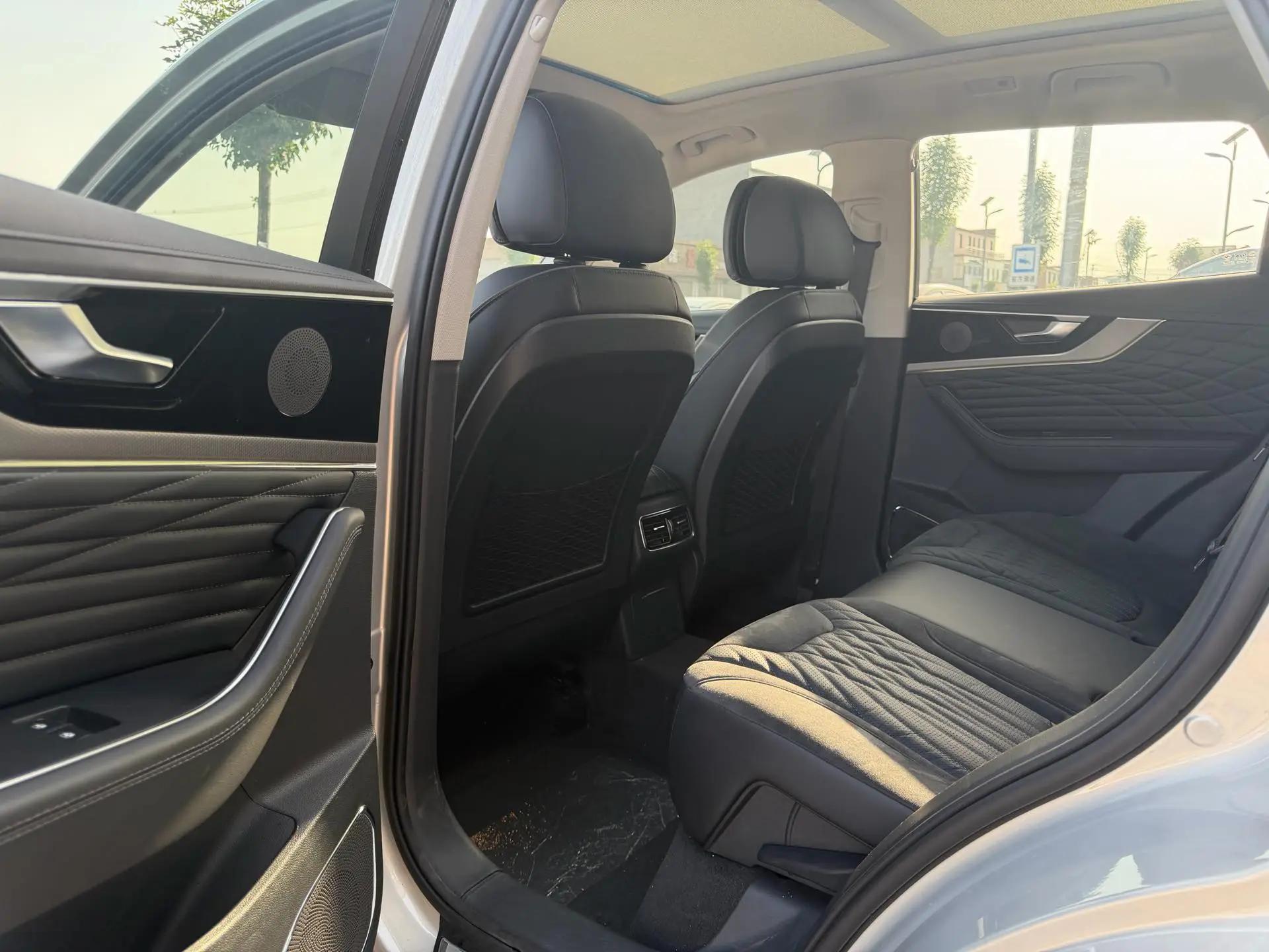 HongQi HS5 2022 to 2.0T Zhilian Flag Edition 9