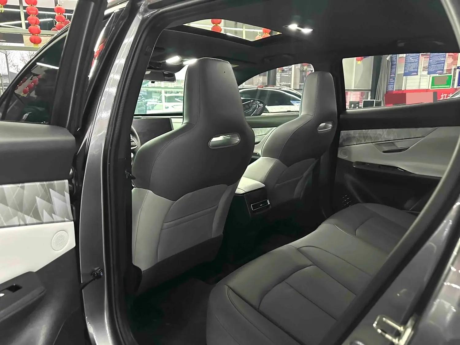 ChangAn 2023 UNI-T 1.5T exclusive automatic gear 7
