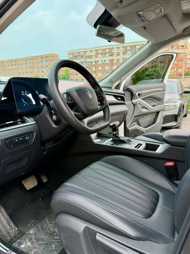 Bestune T55 2022 1.5T automatic leap 7