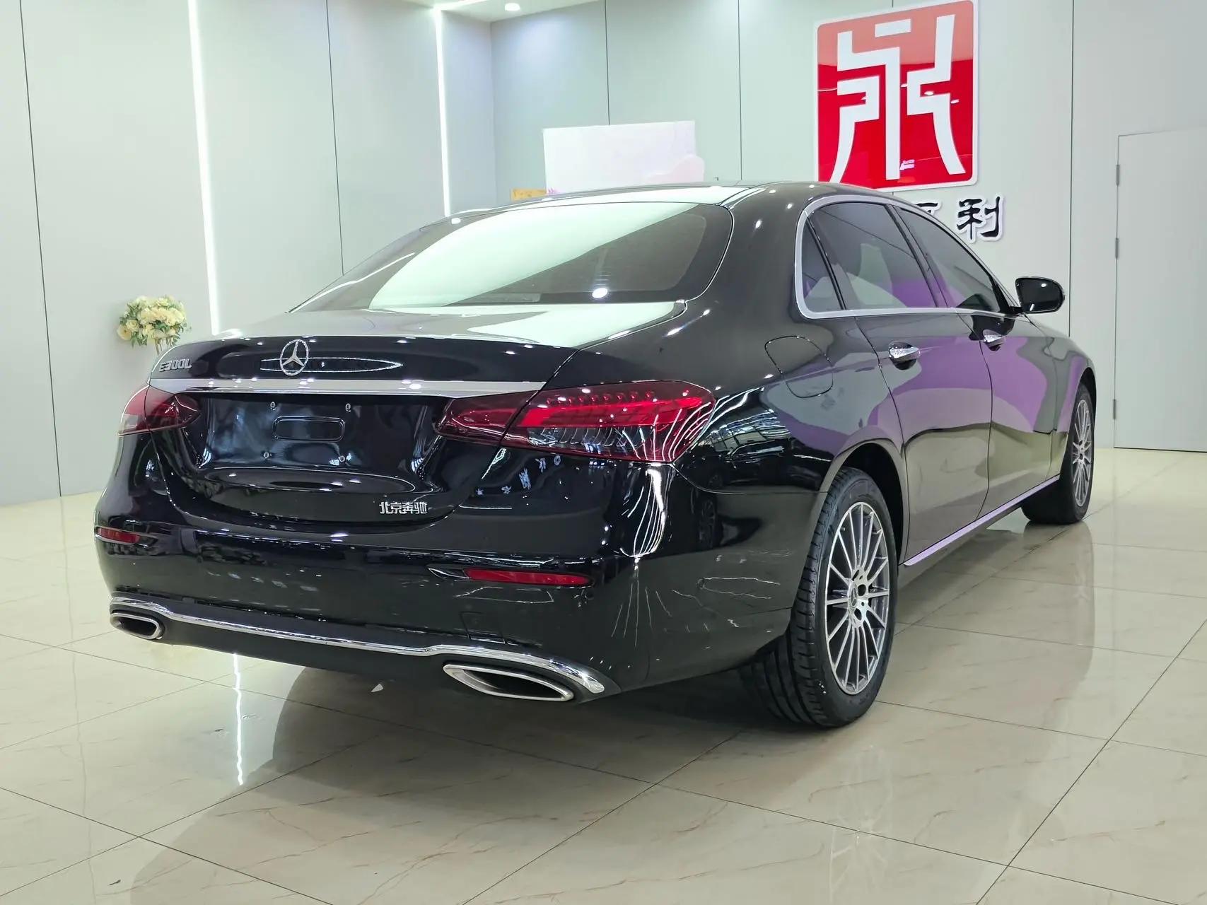 Mercedes Benz Class E 2022 E 260 L 4