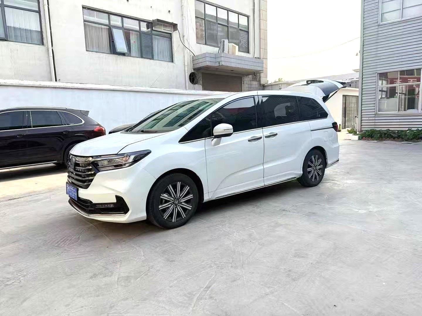 Honda 2024 Odyssey Hybrid 2.0 CVT Elite Touring Automatic